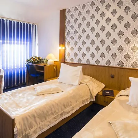 Hotel Victoria 3*
