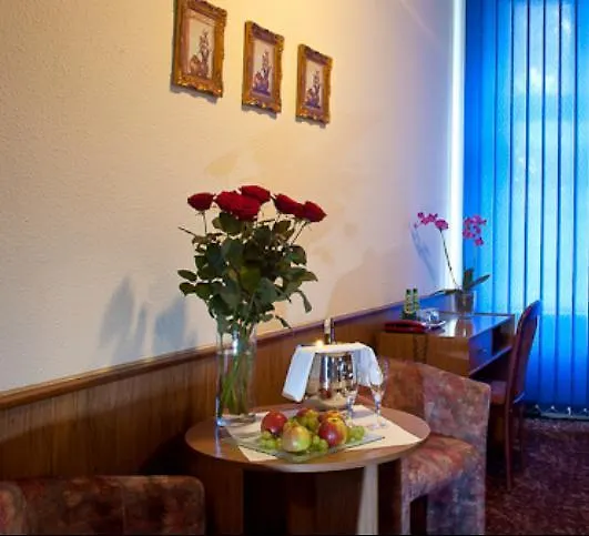 Victoria 3* Estetino